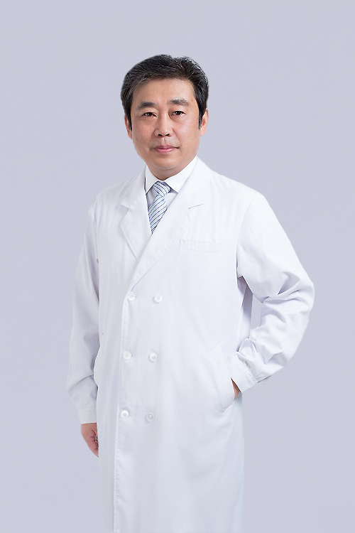 黄旭东